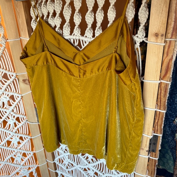 Velvet, Club Monaco dressy tank top size M - Picture 4 of 8